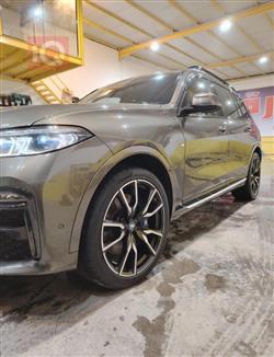 بي ام دبليو X7